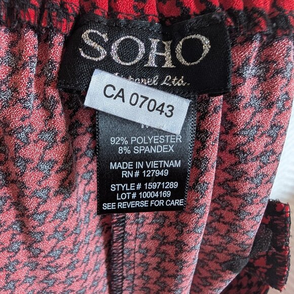 Soho Apparel Houndstooth Pull-on Pants Red and Black Trousers Size Medium - Picture 2 of 8